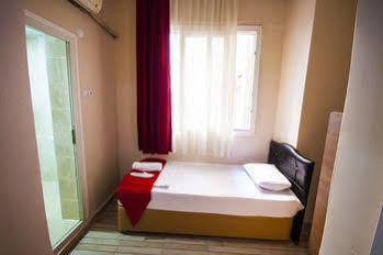 Cicek Palas Otel İzmir Eksteriør bilde